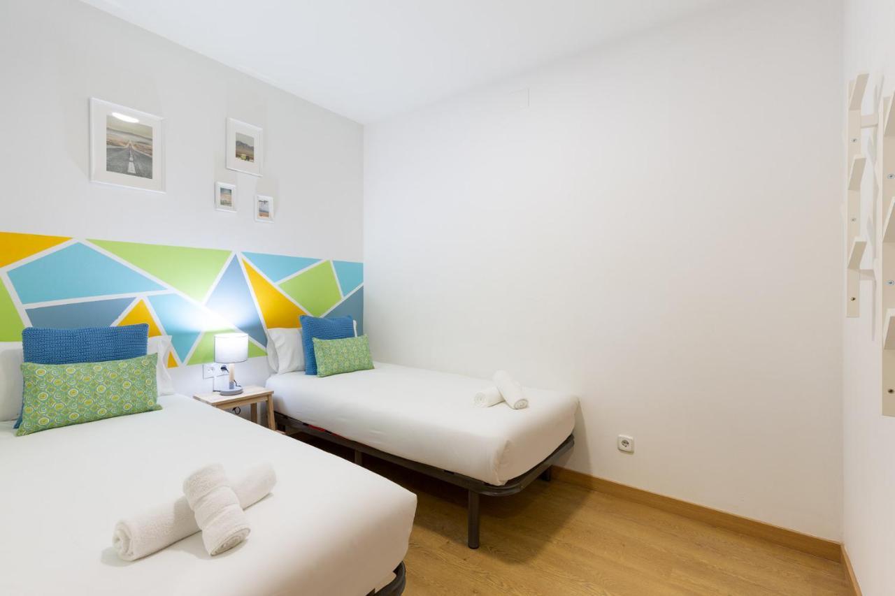 Stay U-Nique Apartments Passatge De Font Барселона Экстерьер фото