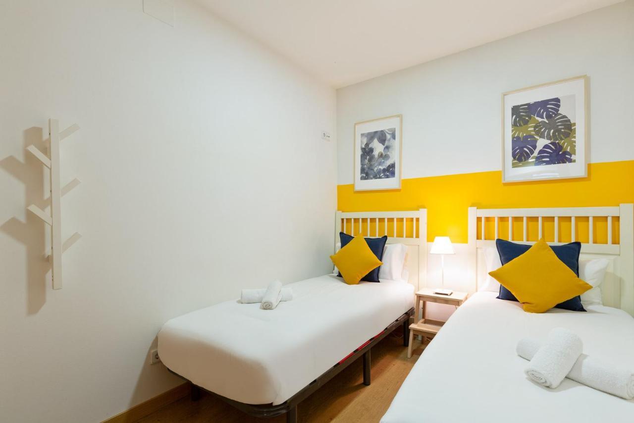 Stay U-Nique Apartments Passatge De Font Барселона Экстерьер фото